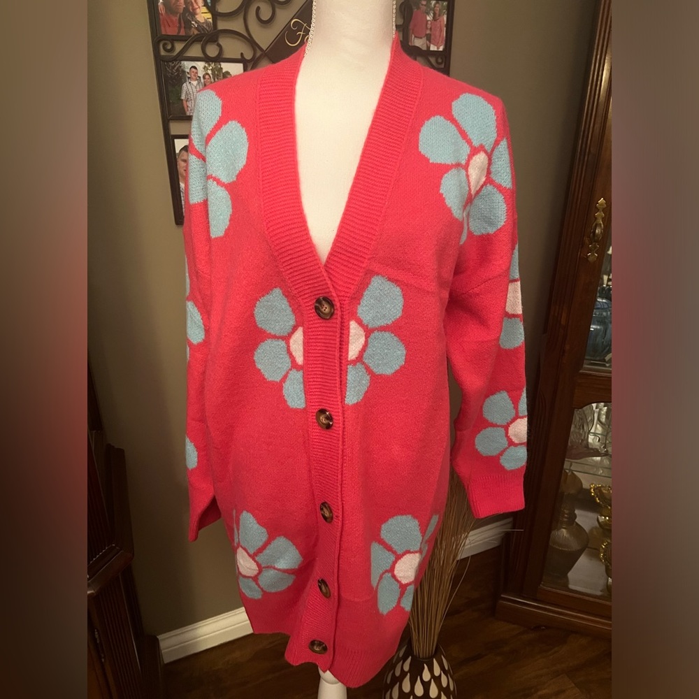 Pink cardigan with flowers new without tags  new condition very soft